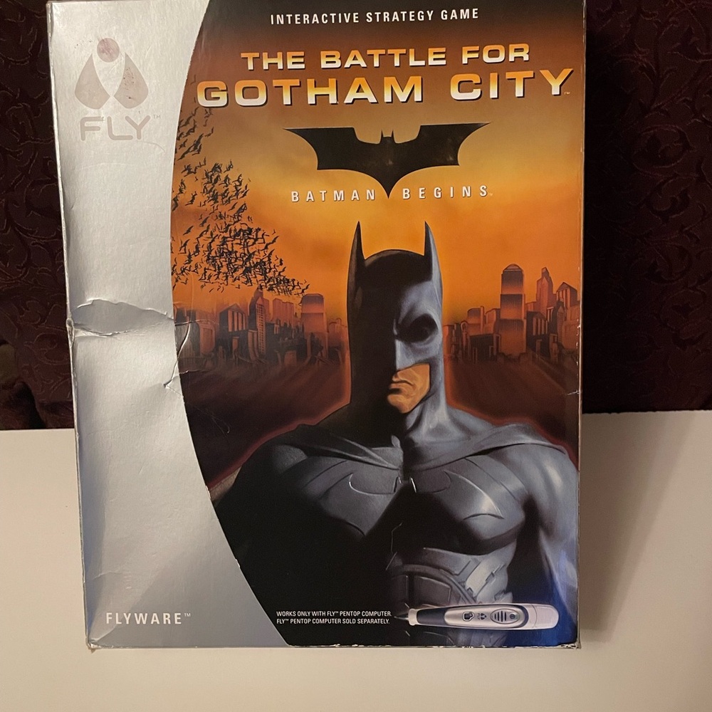 FLY: NIP;1999THE BATTLE FOR GOTHAM CITY/BATMAN BEGINS;INTERACTIVE STRATEGY GAME.